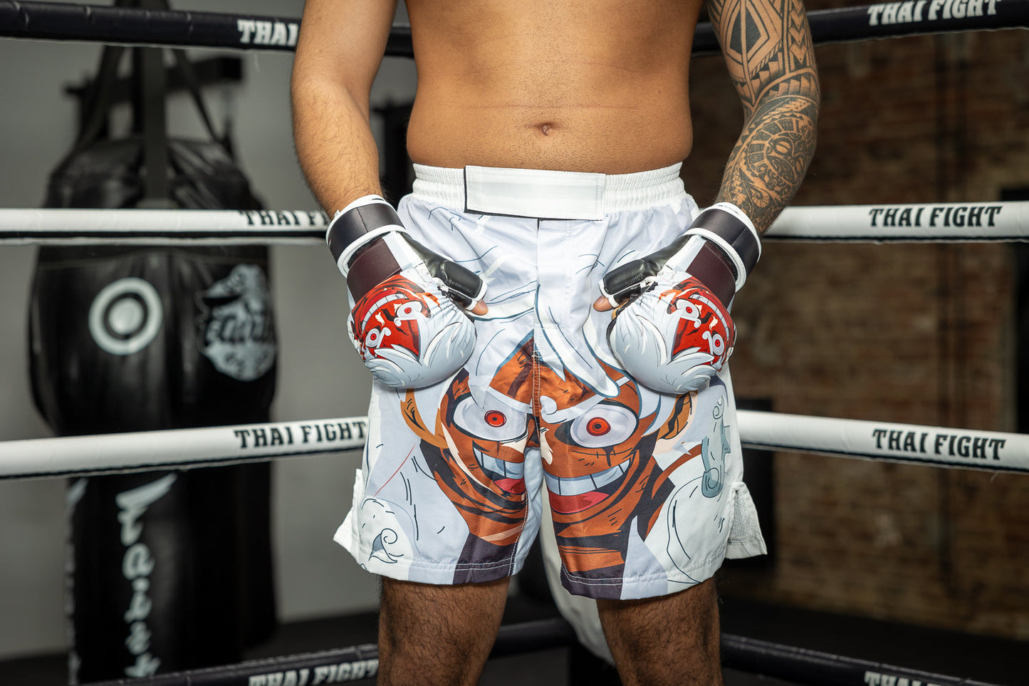Anime Athletics MMA Gloves - Black/White, GATORINGU