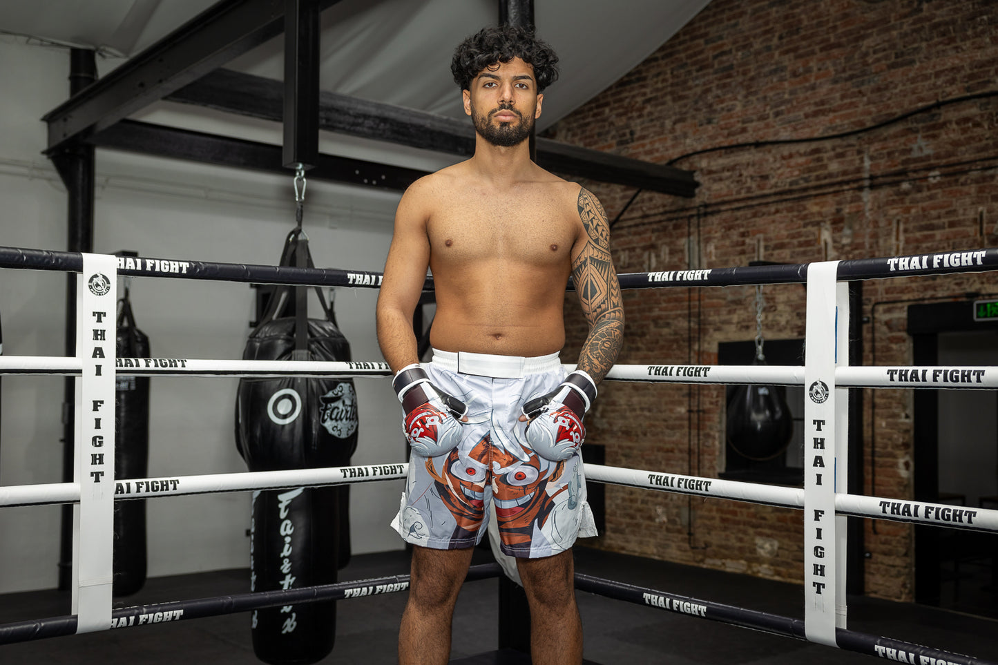 Anime Athletics MMA Gloves - Black/White, GATORINGU